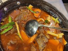 -霄汉牛三鲜湖北砂锅菜(万松园2店)