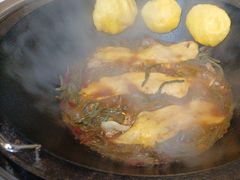 -人民公社铁锅炖·东北菜(卫国道店)
