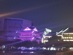 -巴陵广场