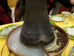 铜锅-清真·马家火锅美食城(镇江北路店)
