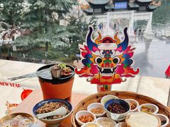 -包整·丝娃娃(一览甲秀楼风景店)