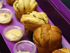 羊角花心卷-西点坊(浦东香格里拉店)