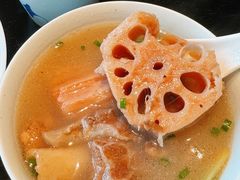 排骨藕汤-简小舍·民间手艺菜(武昌江滩店)