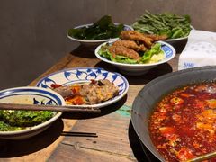 -旧街市鲜货老火锅(大光路店)