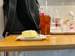 -85度C(生甜甜圈研究工坊·上海平凉店)