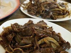 传统烤羊肉-炙热童年·老北京炙子烤肉(南锣鼓巷店)
