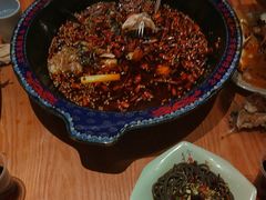 -何师傅美蛙鱼头(汉街店)