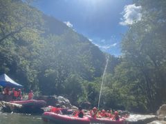 -雅鲁激流探险漂流