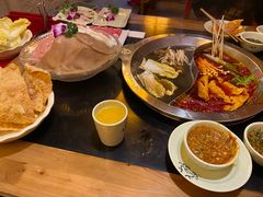 -大龙辣火锅·龙虾·烧烤(湖滨新天地店)