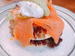 三文鱼松饼水波蛋-AFS Cafe & Canteen(闽江二路店)