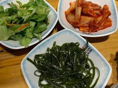 小菜-唯成•韩国炭火烤肉 유성고기