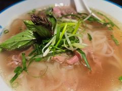-美奈小馆·越南料理(中航城君尚购物中心店)
