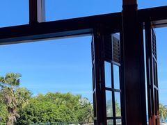 -亚龙湾喜来登·美景台大堂吧