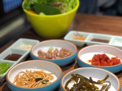 -明洞阿姨·韩式酱蟹烤肉·创意料理(三元桥店)