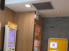 -麦当劳(中山大道中店)