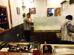 大堂-舌尖葱包烩