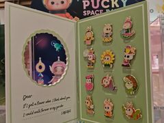 -泡泡玛特POPMART(蓝色港湾店)