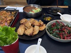 老式陈醋锅包肉-红东阁东北菜烤肉酒馆(CROSS万象汇店)