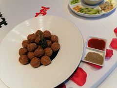 -贝勒爷·酥不腻烤鸭