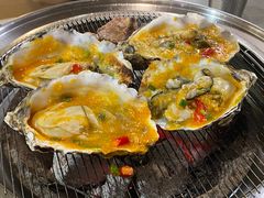 -围炉肉舍•炭烤活鳗•丹东海鲜烤肉(步行街店)