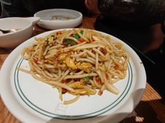 滇味三鲜炒米线-云海肴·汽锅鸡·云南菜(广安门天虹店)