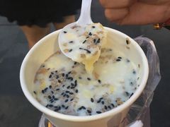 -清真老马家国华牛奶鸡蛋醪糟(正宁路店)