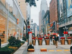 -八一路好吃街(雨田商务大厦店)