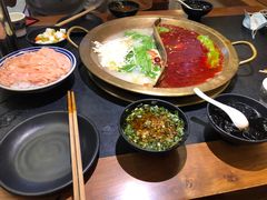 -沸炉重庆老火锅(军事博物馆店)