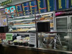 -聚德华天护国寺小吃(甜水园店)