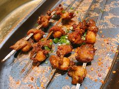 -沪小二炭火蛙锅(淮海中路美食不夜城店)