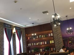 大堂-小船渔村•大连菜•大连焖鱼(明泽街店)