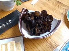 鲜豆腐冻豆腐双拼-毛辣果·贵州红酸汤牛肉火锅(西单店)