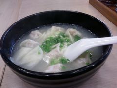 小馄饨-王家沙点心店(西康路店)