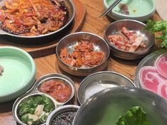 -韩景台烤肉(八大处店)