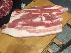 -哈哈碳都·牛肋条无限自助烤肉(台江万达店)