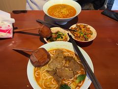 -秤砣砣·湖南粉面馆(青年路店)