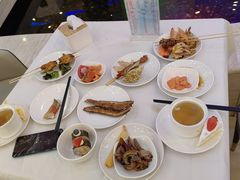 -碧中海汤泉汗蒸酒店