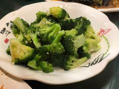 -粤色·老广州茶餐厅(河南商会大厦店)