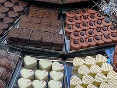 -Laderach 莱德拉(上海环贸iapm店)