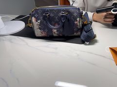 -聚云奢二手奢侈品黄金手表包包回收·中古店(三里屯总店)