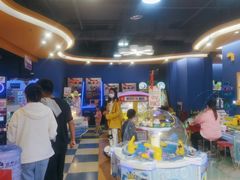 -爱玩嘉年华(龙湖曲江天街店)