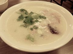 皮蛋瘦肉粥-老西关肠粉