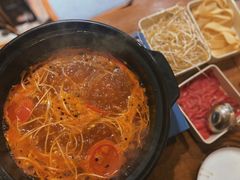 -猫爷的腔调·黔小馆(交大医学住宅区店)