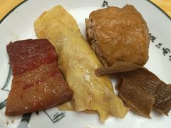 -红泥美食坊(良安路店)