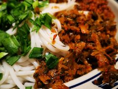 -刀小蛮半只鸡过桥米线(家乐福四元桥店)