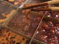 -岗上渣渣老火锅(两路口店)