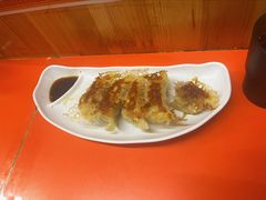 煎饺子-拉面莊夢語＆中华料理八椿