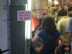 -Bánh Mì Huynh Hoa