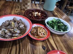 -老三样·美食研究中心(世贸路店)