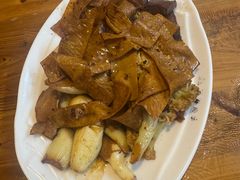 -老鼎万春卤菜(五代传承创始老店)